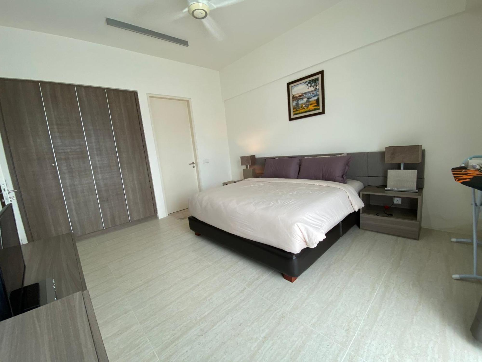 By The Sea @ Cozy Beachfront Home Batu Feringgi Εξωτερικό φωτογραφία