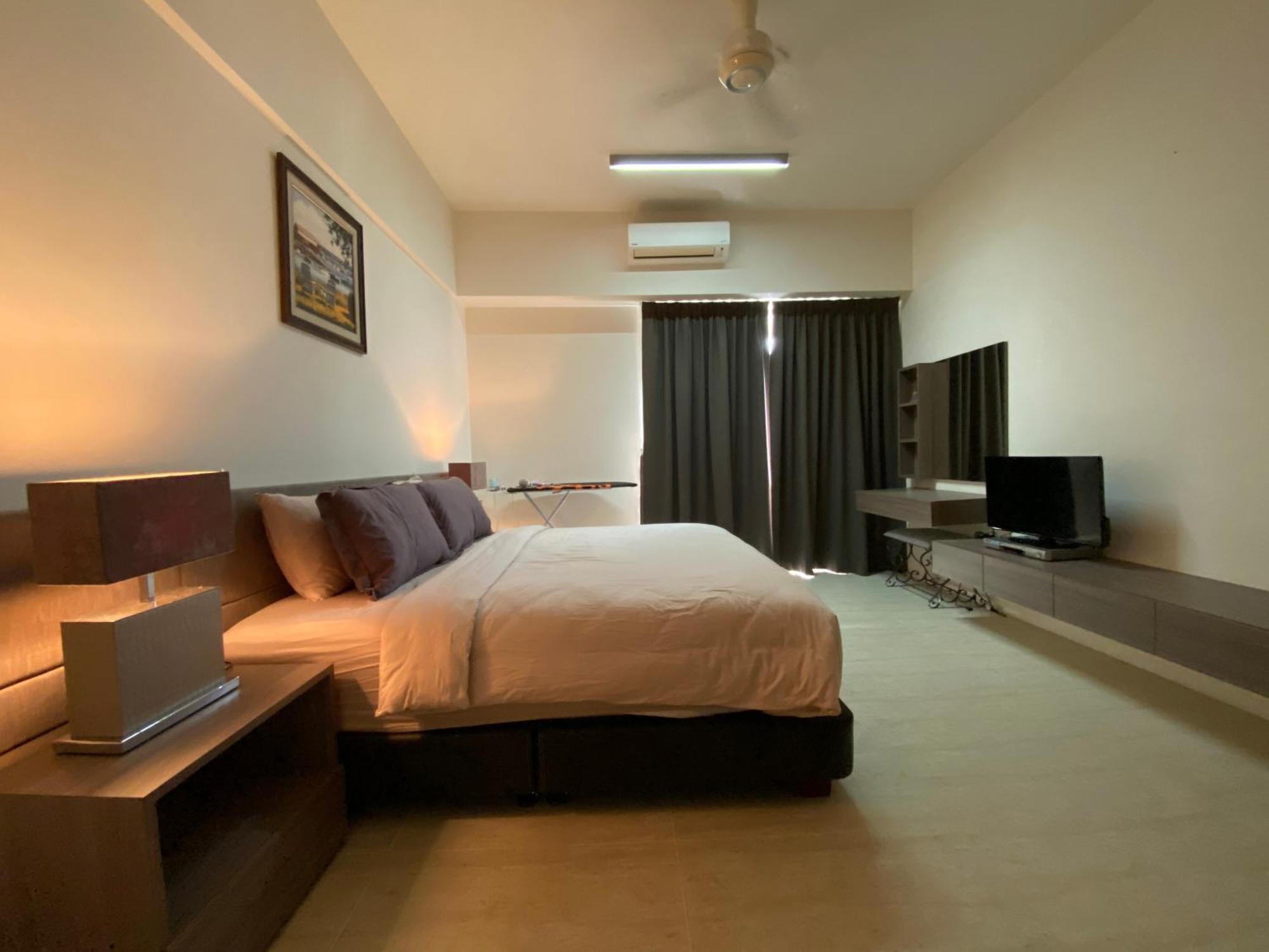 By The Sea @ Cozy Beachfront Home Batu Feringgi Εξωτερικό φωτογραφία